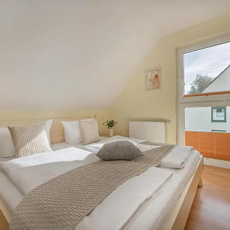 Ostseepark - Asternweg 4 8 公寓